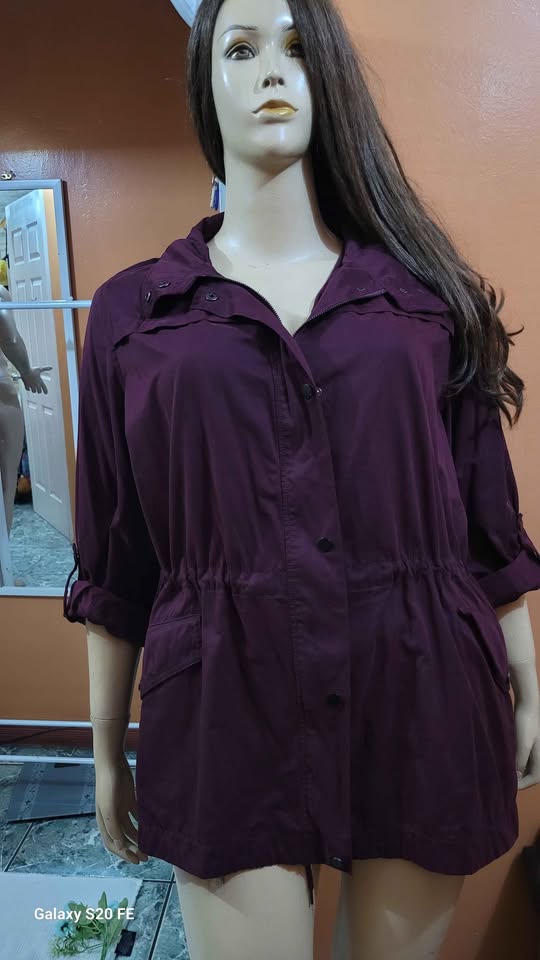 Chamarra Color Vino Sin Gorro